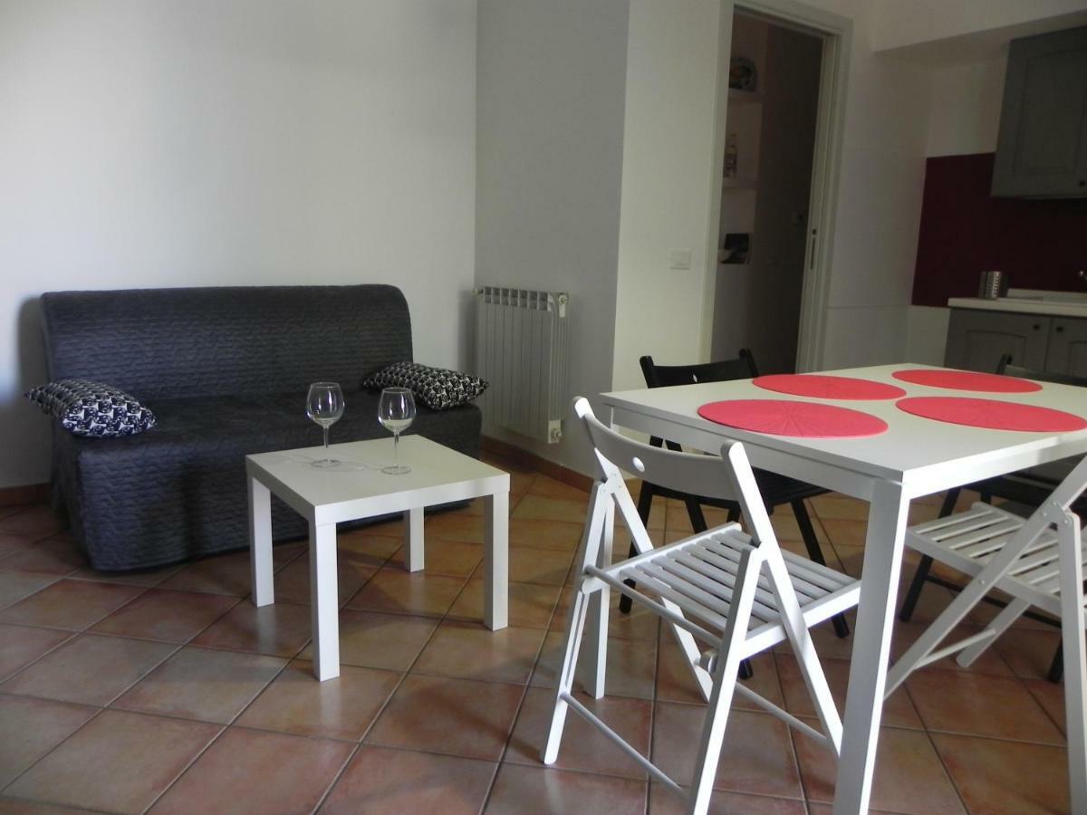 Holidays Home Sereleo Santa Venerina Buitenkant foto